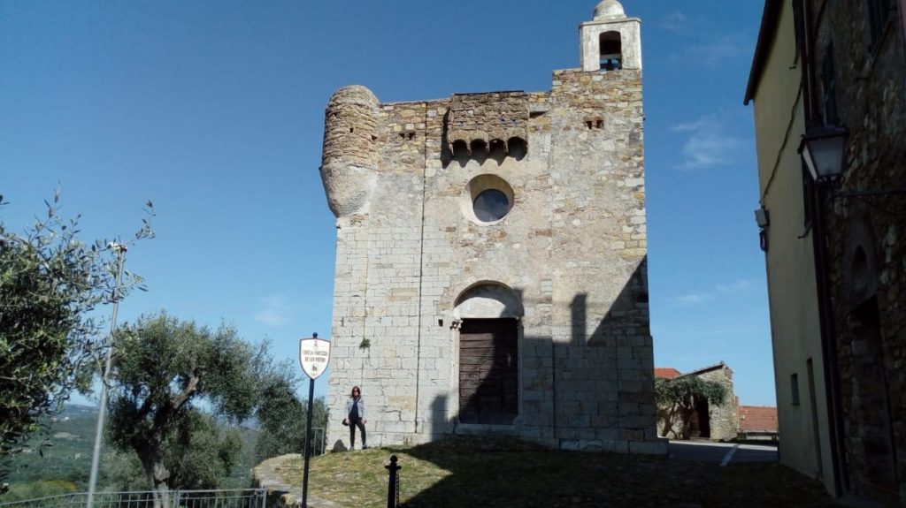 Chiesa fortezza di San Pietro