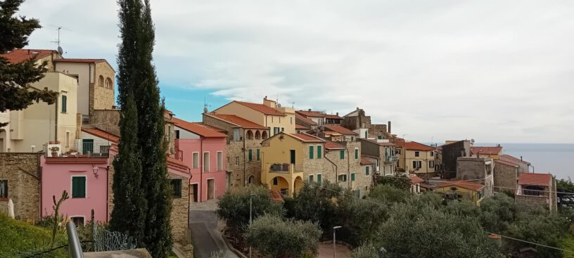 cipressa borgo